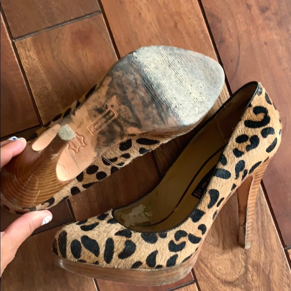 Leopard 🐆 Pumps - Picture 4 of 4